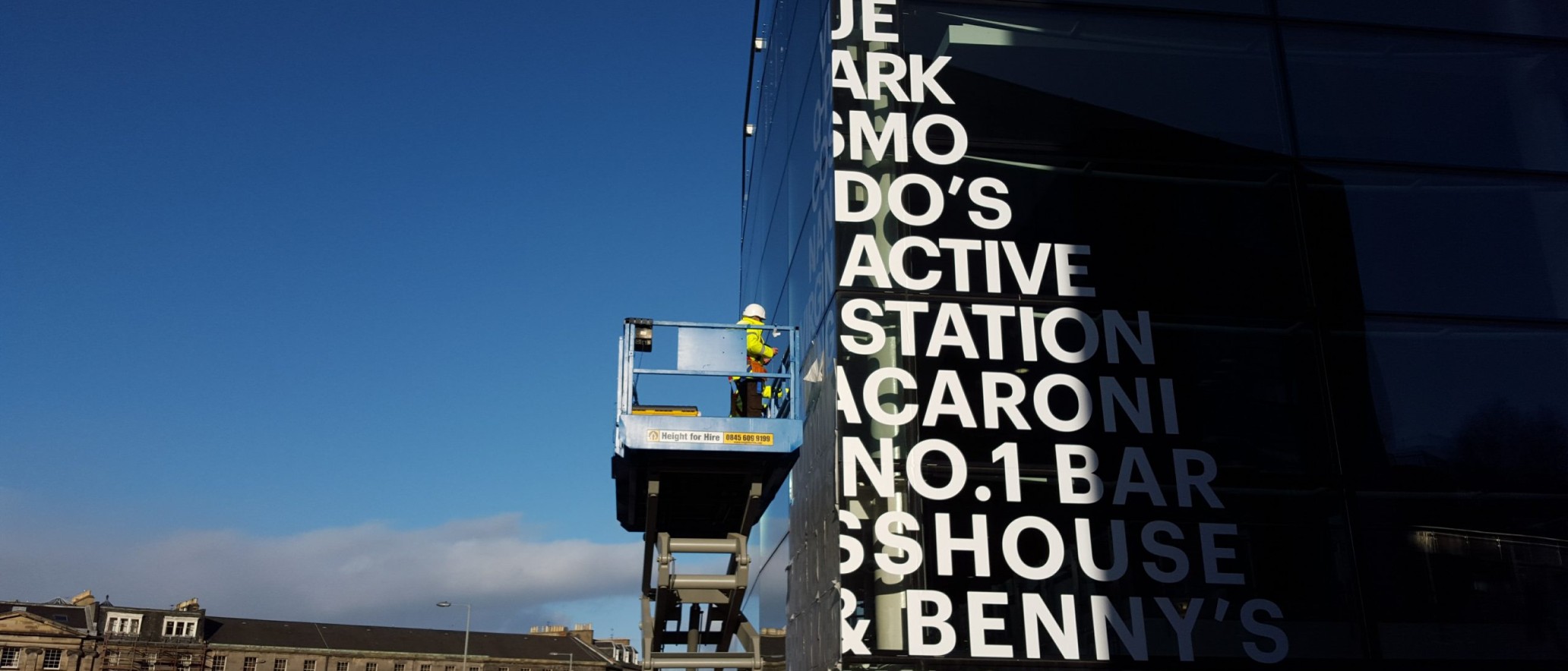 OMNI window signage2